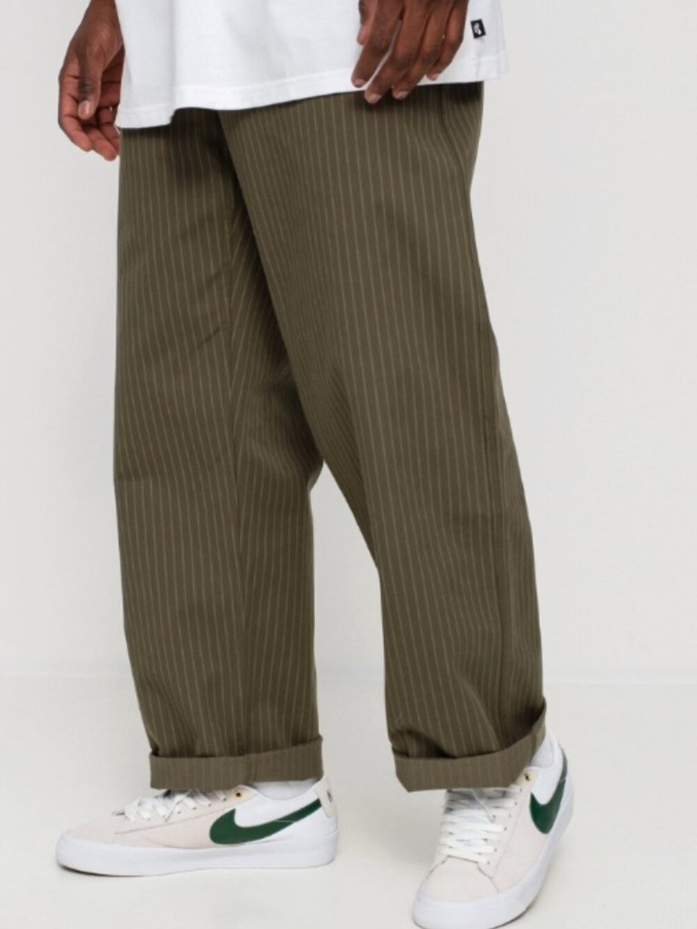 *SOLD* Nike SB Pinstripe Chino Pants Loose Fit DH2904-325 Size 36 Olive Green